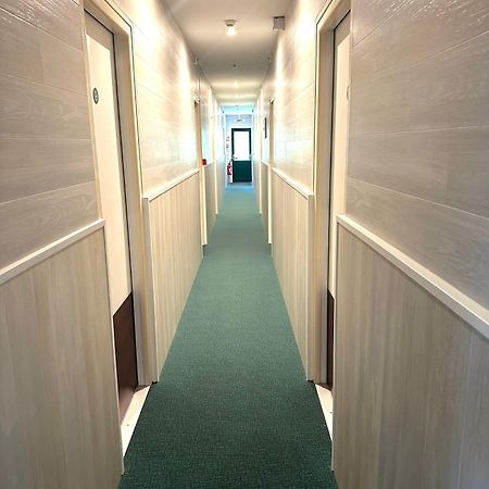 Hotel Roc Land Les Portes du Coglais 外观 照片